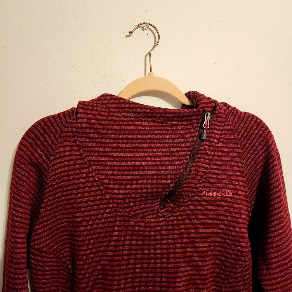 Avalanche | Women's Maroon Striped Hoodie Sweatshirt w/ Zipper Pockets (Size XL) - Picture 3 of 13